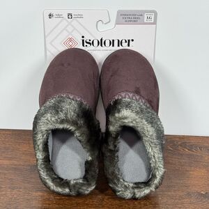 Isotoner Women's Slip on faux fur hard sole house slippers size Large 8.5-9